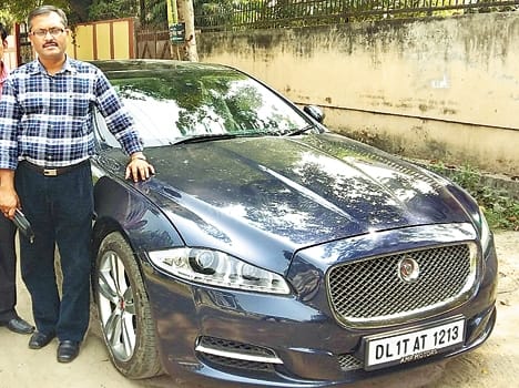 people descended in RTO to see Jaguar